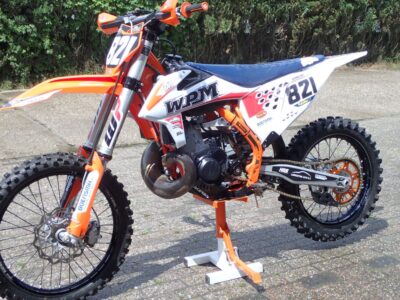KTM 300 SX 2022 ( net gereviseerd !! 4 uur ) - Afbeelding 3