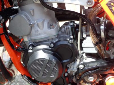 KTM 300 SX 2022 ( net gereviseerd !! 4 uur ) - Afbeelding 6