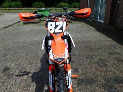 KTM 300 SX 2022 ( net gereviseerd !! 4 uur ) - Afbeelding 9
