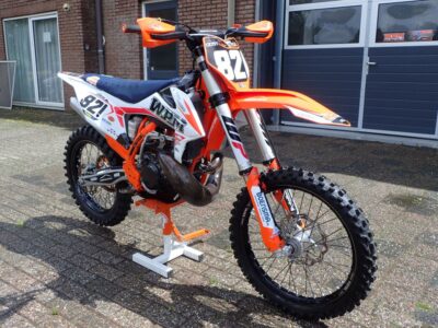 KTM 300 SX 2022 ( net gereviseerd !! 4 uur ) - Afbeelding 10