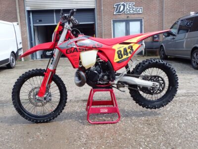 GASGAS EC 300 2024   --1541 km !!!! - Afbeelding 2