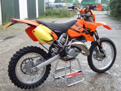 KTM 125 EXC 2003 - 1575 km ! uitmuntende staat ! - Afbeelding 12
