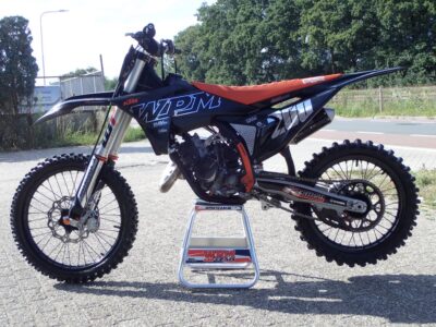 KTM 125 SX Tbi 2023  105 uur in top staat !!
