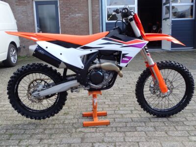 KTM 250 SX-F 2024 met slechts 75 uur - Afbeelding 7