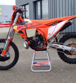 KTM 300 EXC 2025 CHAMPION EDITION slechts 1953 km !!