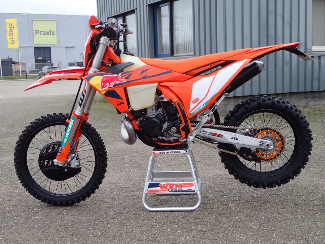 KTM 300 EXC 2025 CHAMPION EDITION slechts 1953 km !!