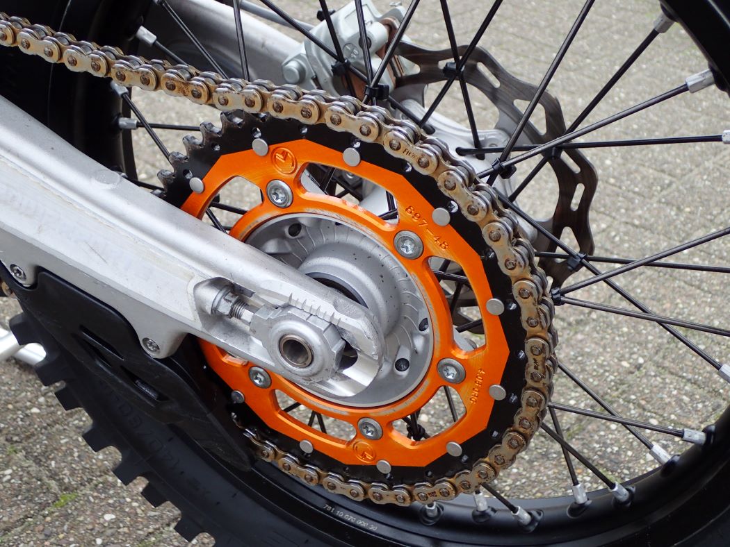 KTM 300 EXC 2025 CHAMPION EDITION slechts 1953 km !! - Afbeelding 4