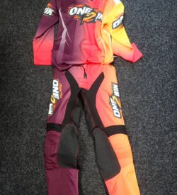 One2Win MX broek 2026 purple - geel
