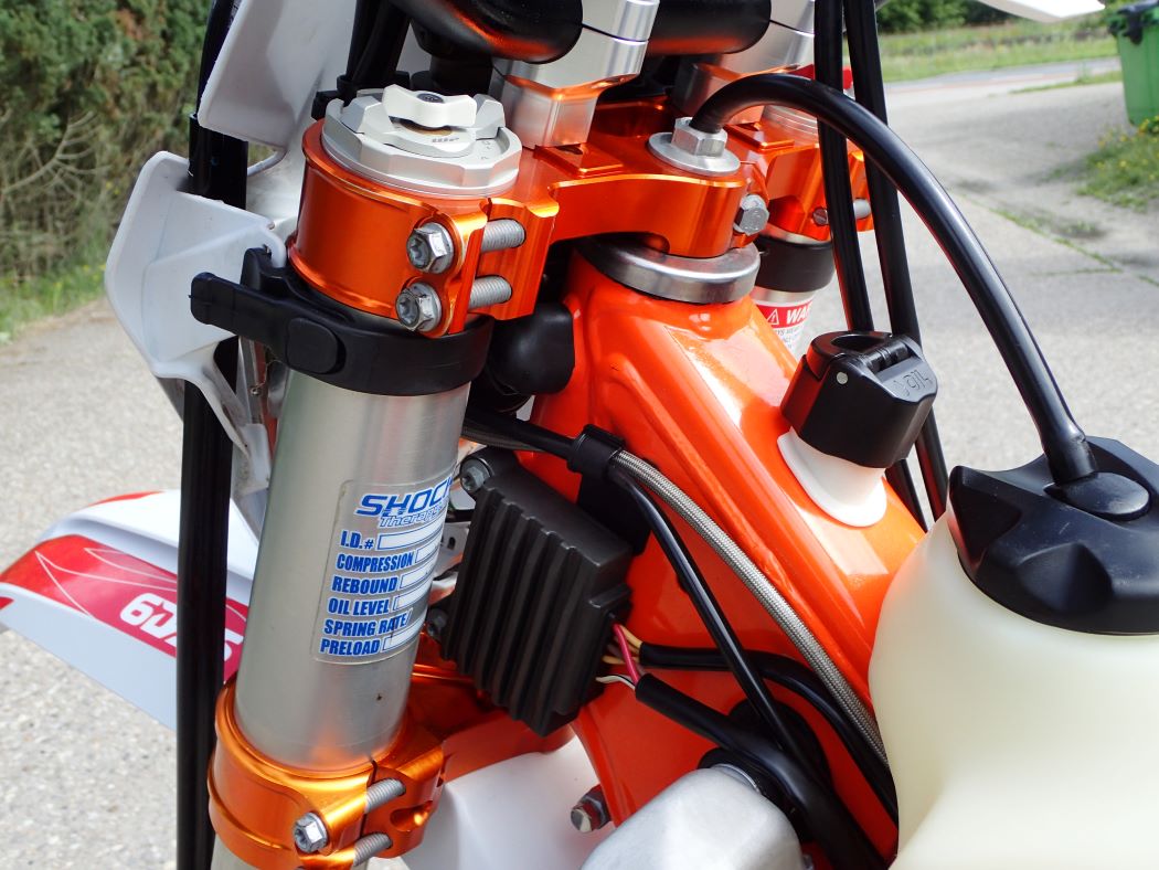 KTM 250 EXC 2023 6 day's ( met nieuwe cilinder !!! ) 5324 km - Afbeelding 5