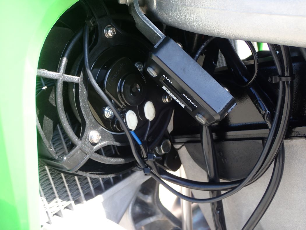 Kawasaki KX300 X 2025/26 -reserve motor / demo slechts 1462 km !! - Afbeelding 12