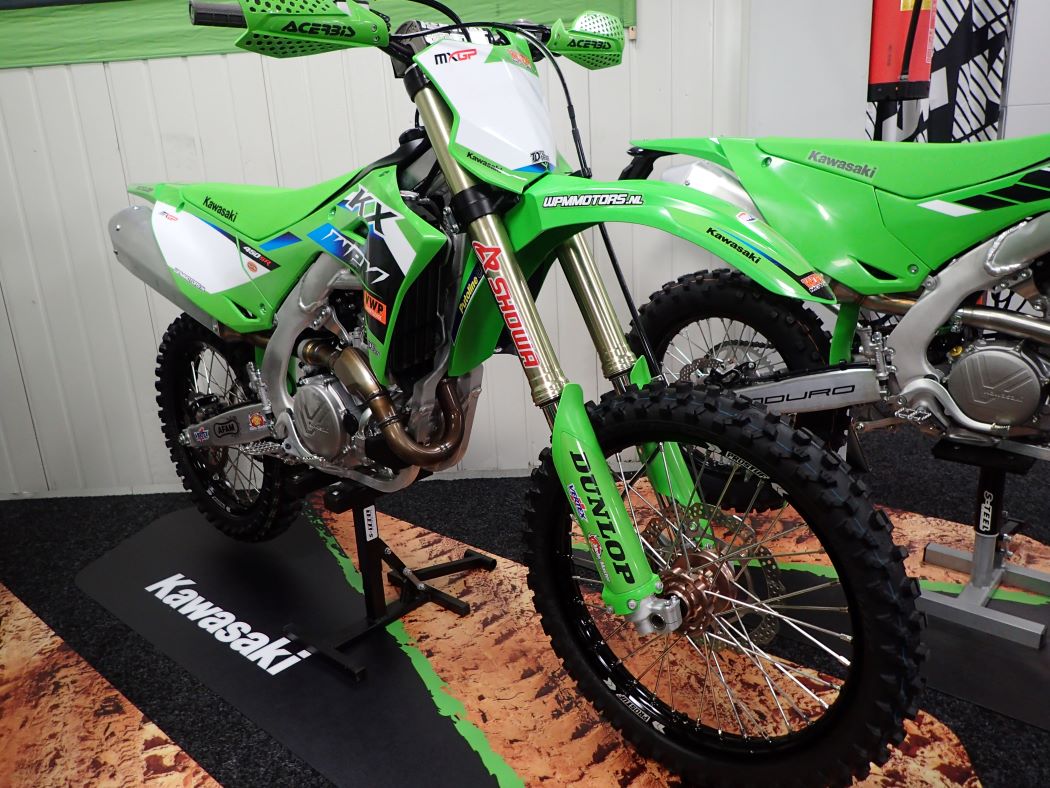 ex demo !! Kawasaki KX 450 2025 ( 3x bereden ! ) - Afbeelding 9