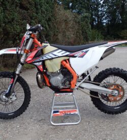 KTM 300 EXC 6 day's 2019 met slechts 5633 km !!