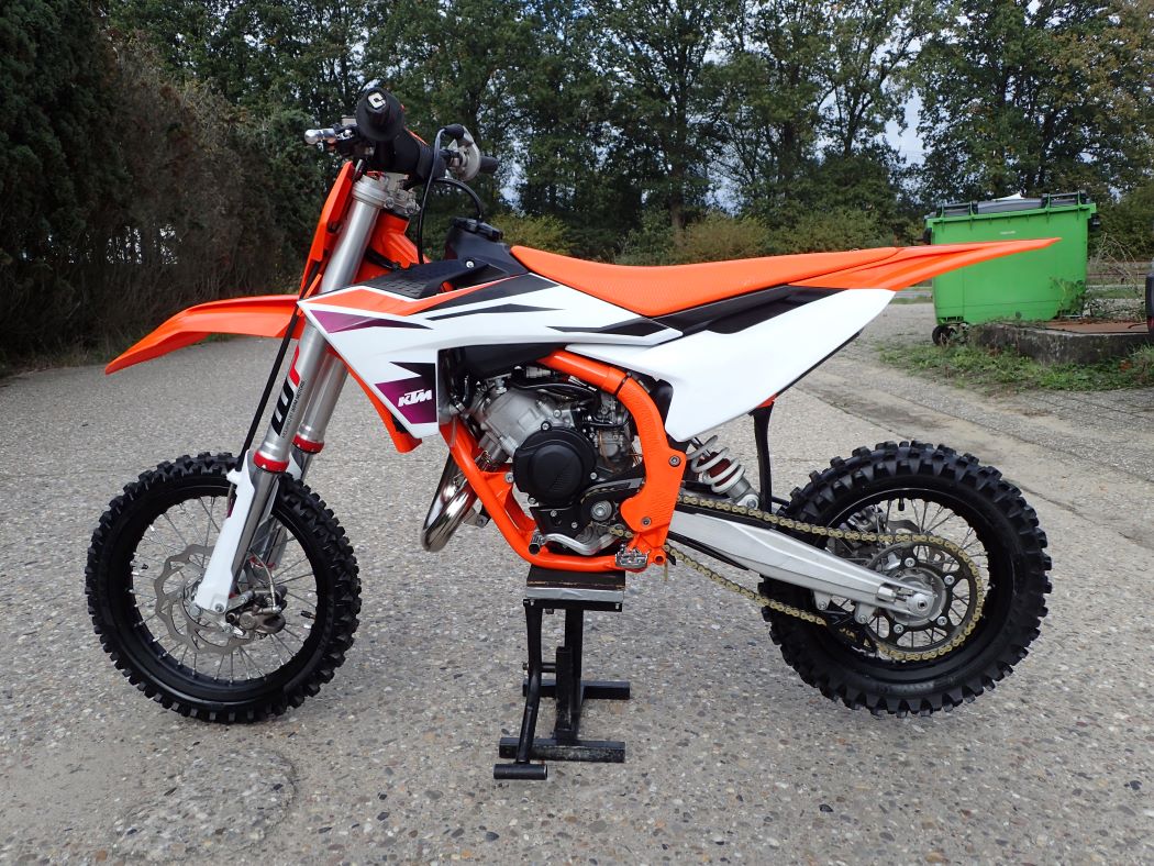 KTM 65 SX 2024 standaard uitvoering , als nieuw ! - Afbeelding 2