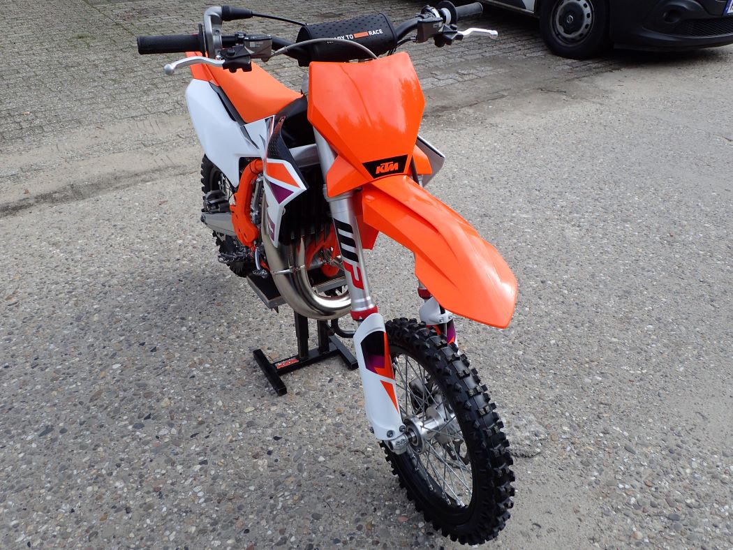 KTM 65 SX 2024 standaard uitvoering , als nieuw ! - Afbeelding 7