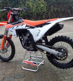 KTM 250 SX-F 2023  141uur
